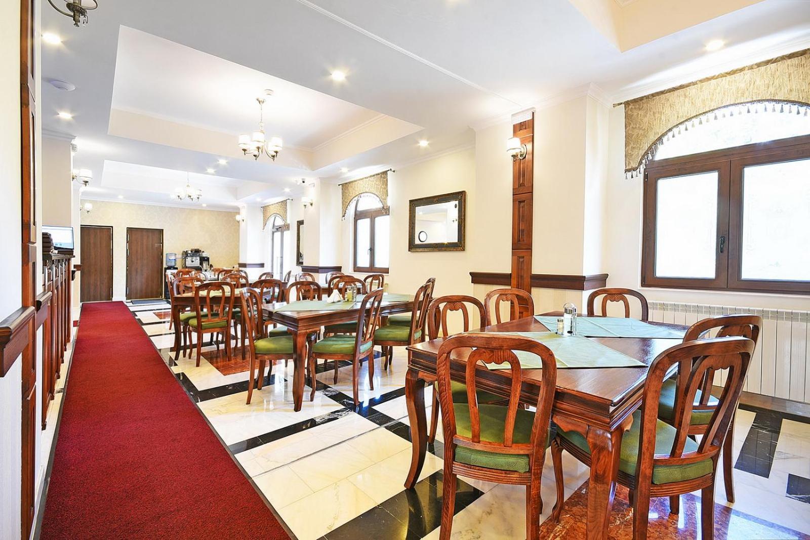 Hotel Moldavia Slănic-Moldova Dış mekan fotoğraf