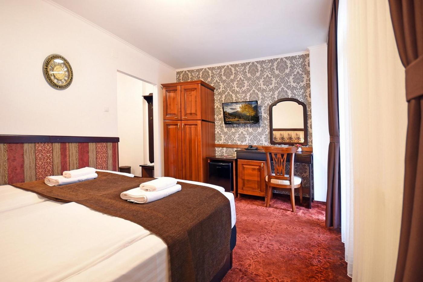 Hotel Moldavia Slănic-Moldova Dış mekan fotoğraf