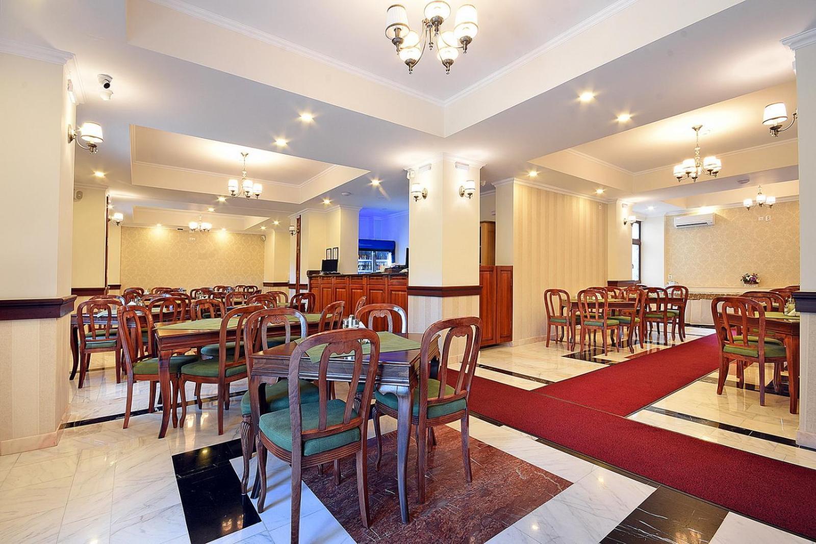 Hotel Moldavia Slănic-Moldova Dış mekan fotoğraf