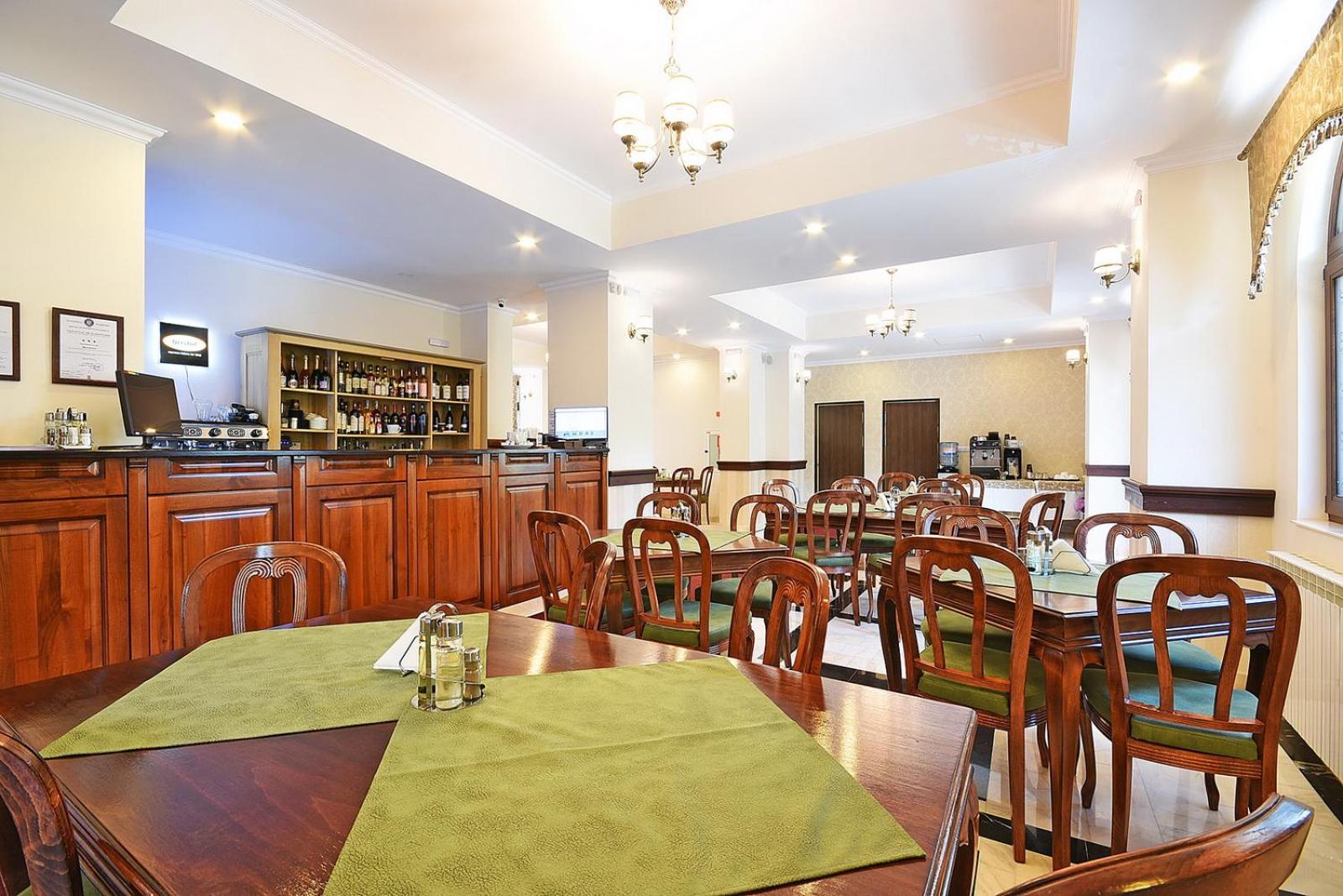Hotel Moldavia Slănic-Moldova Dış mekan fotoğraf