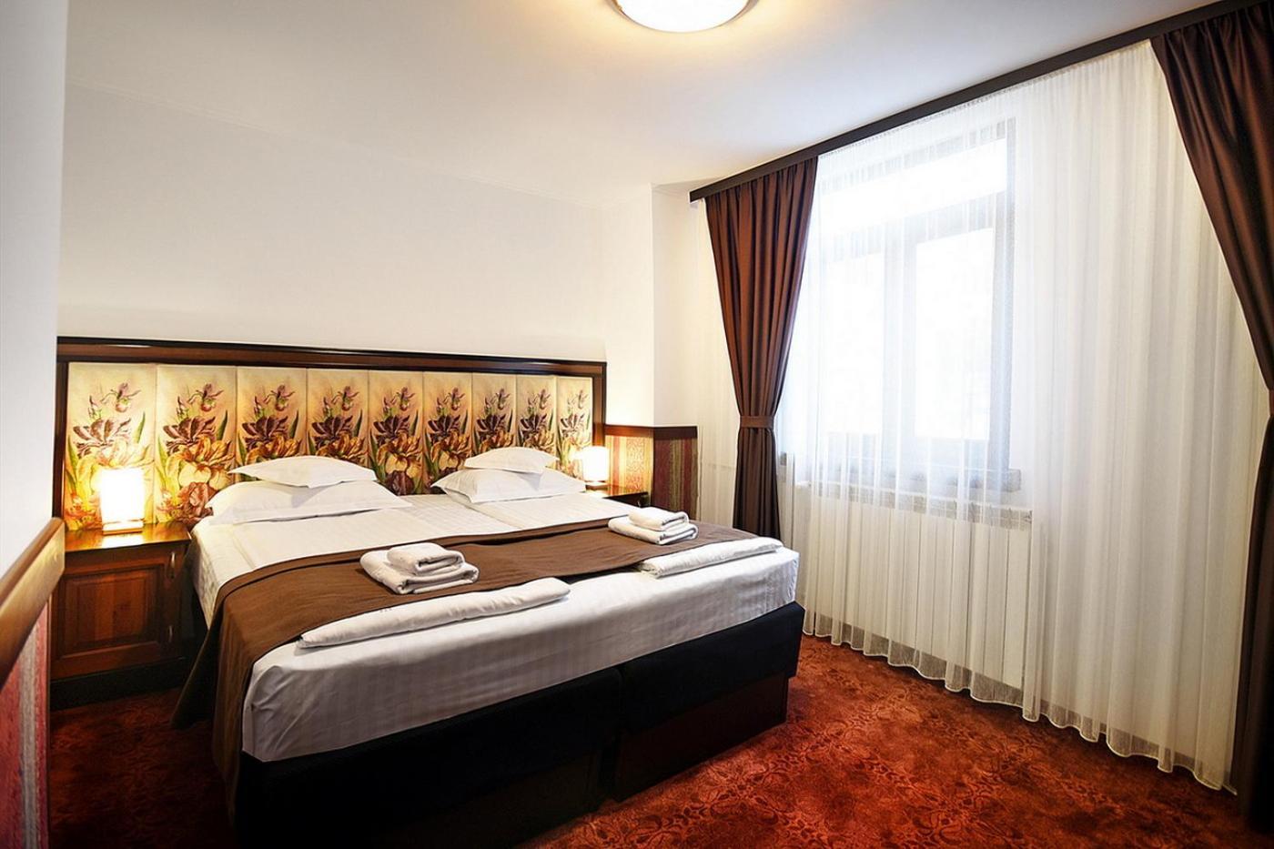 Hotel Moldavia Slănic-Moldova Dış mekan fotoğraf